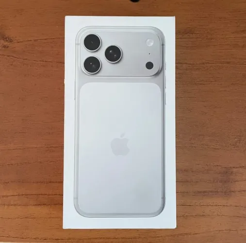 iPhone 17 pro max