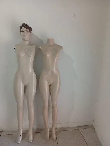 MANEQUINS