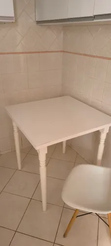 Mesa com cadeiras