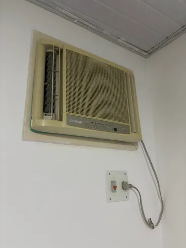 Ar-condicionado Consul Multi Air 7500btus com controle.