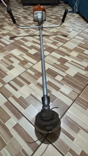 Roçadeira STIHL FS 220