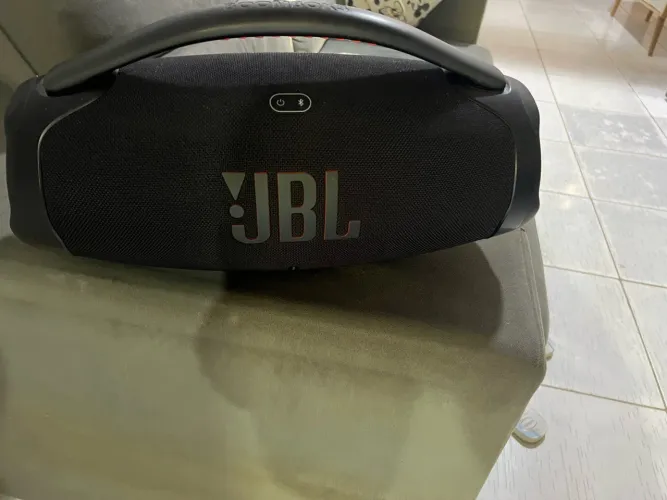 Vendo jbl bombox 3