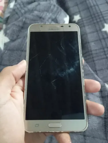 Celular J7 Pro