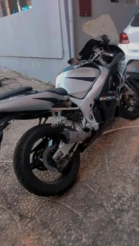 Moto susuki sred 750cc 2001