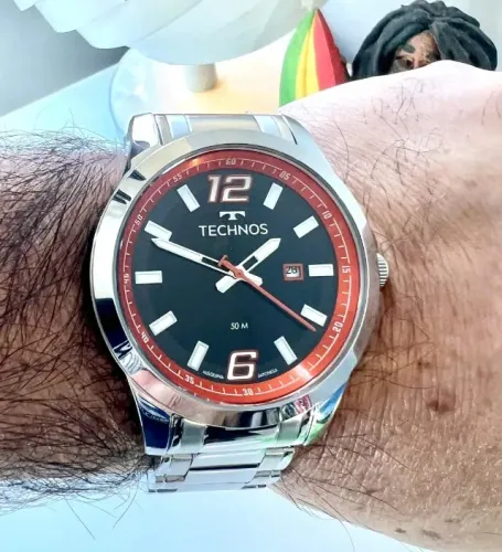 Relógio Technos Masculino. Novo. 50 metros. Garantia de um ano do fabricante. Original.