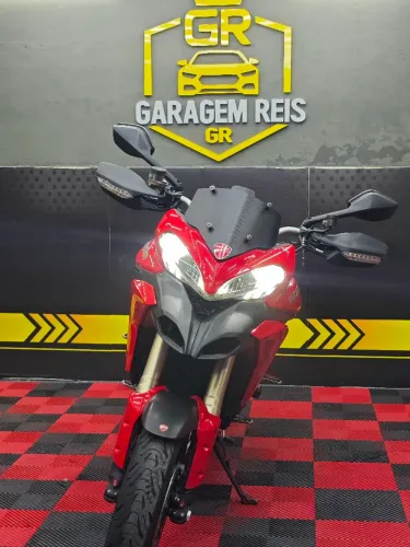 Ducati 1200 multistrada.