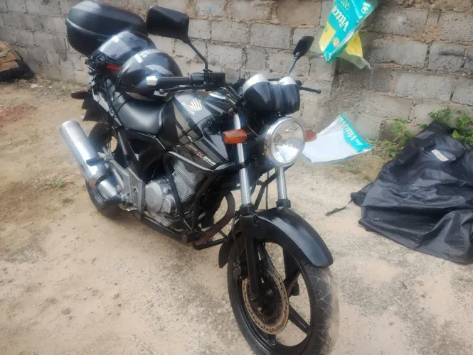 Honda Twister 250 2007/2008  tem conversa 