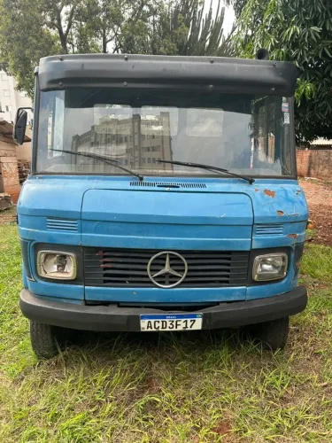 Mercedes Benz / L 608 D
