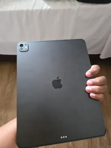 Apple Ipad pro M5 LTE 13 polegadas