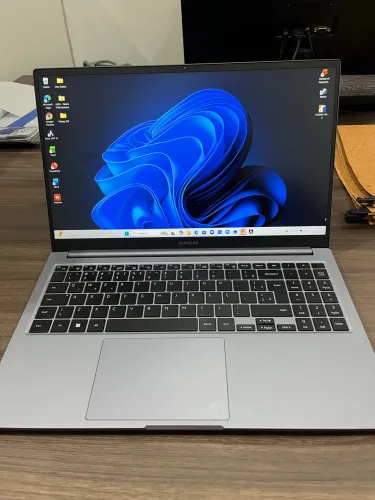 Samsung Book 4 - i7, SSD 512gb, 16gb RAM