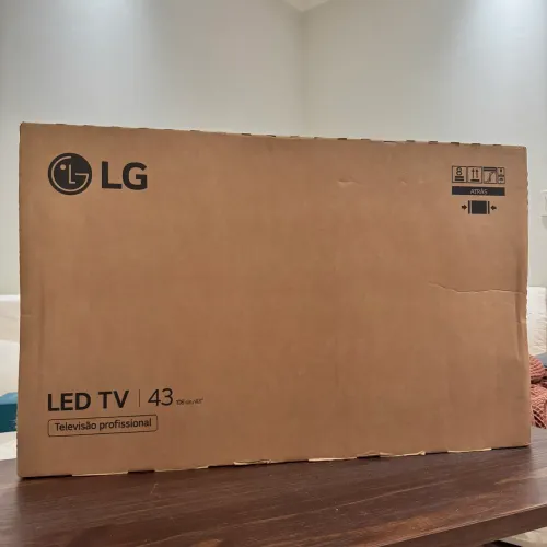 Smart TV Profissional 4K 43" LG UHD 43AU801 ?7 AI Ger8 Super Upscaling [LACRADA]
