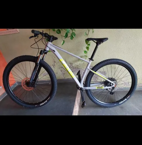 Bicicleta Caloi Explorer Expert 
