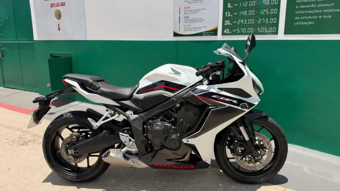 DM Veiculos Honda CBR 650 2024 apenas 6.400km
