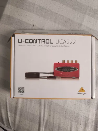 Interface de áudio Berringer  U- Control UCA222  NOVA! nunca foi usada.
