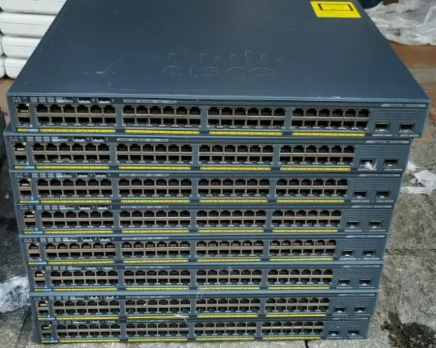 10 Switch Cisco Catalyst C2960x-48fpd-lb 48 Portas 1G Poe+ 740W