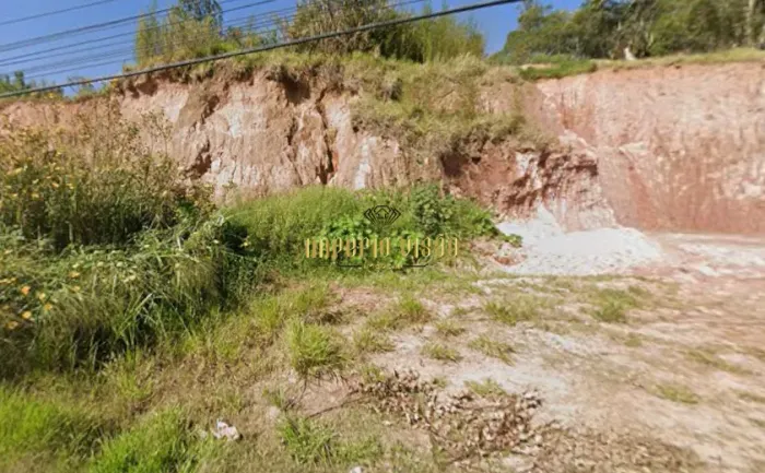 Terreno à venda de 300m no Bairro Clube dos Oficiais- SP