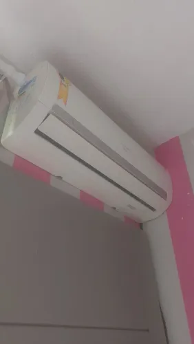 Central de ar midea 12 com defeito