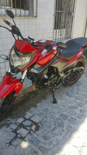 Vendo moto CB300