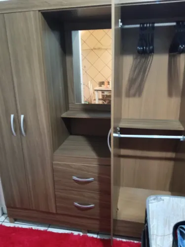 GUARDA ROUPA