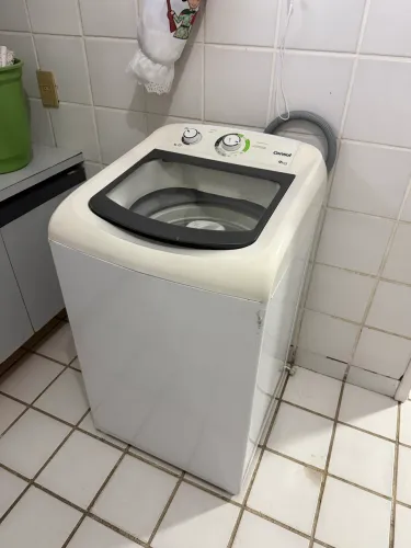 Máquina de lavar 9kg com defeito
