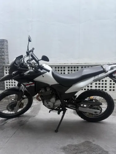 Vendo XRE 300 2015