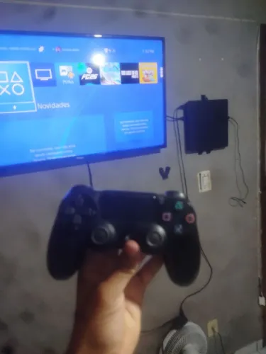 Playstation 4 slim 1tb 2 controles 4 meses de uso ...