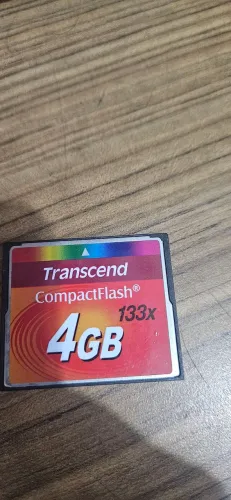 Memória Transcend CompactFlash 133x 4 GB
