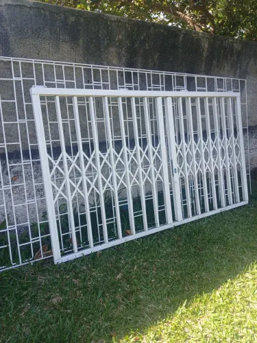 Janela de Segurança e Grades