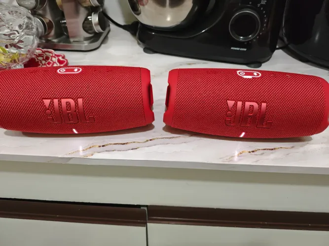 JBL charge 5 original duas pra vender logo