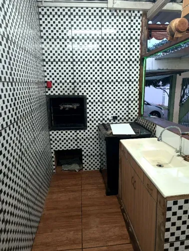 Vendo um casa com energia solar.