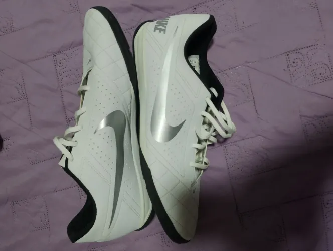 Chuteira Nike futsal