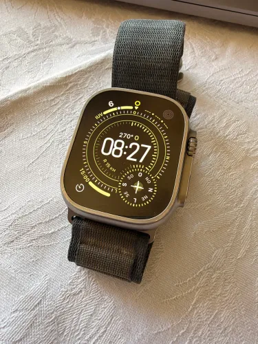 Apple Watch Ultra 2 49mm Titanium