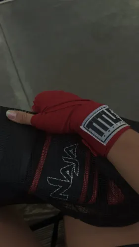 Kit Naja luva, bandagem e protetor bucal para Muay Thai