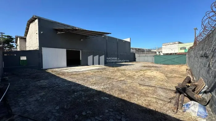 Galpão Comercial - 880 m² - Jardim Limoeiro - Serra/ES