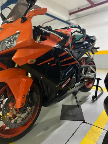 Vendo CB R 600 RR