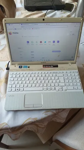 Notebook Intel i3 - Sony Vaio - Modelo PCG-71911-X - 4Gb Mem. DDR3