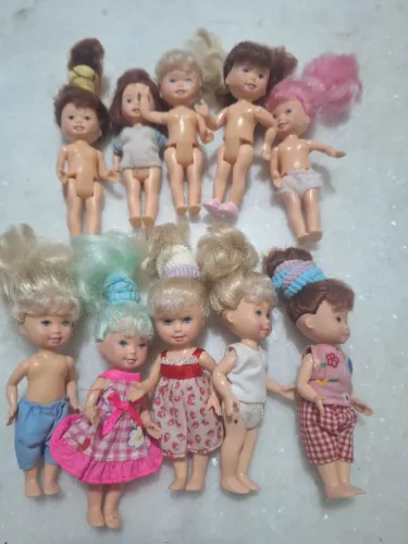 Lote de bonecas Kelly irmã mais nova da Barbie