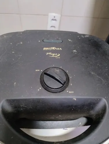 Grill e sanduicheira Britânia
