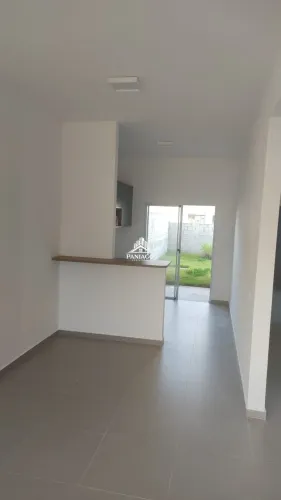 Casa em Condomínio 3 dormitórios para alugar Petrópolis Várzea Grande/MT