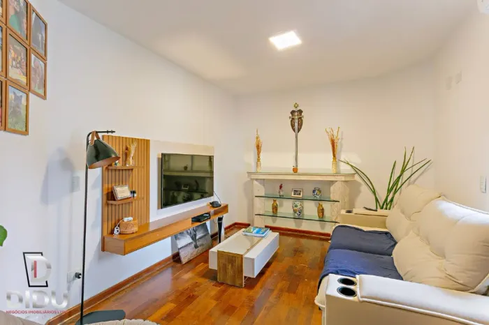 Apartamento para venda em Campo Belo com 3 quartos, sendo 3 suítes, 107m²