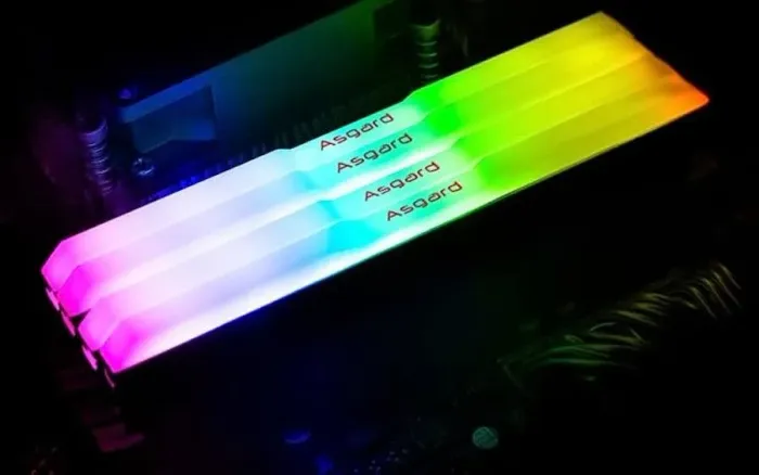 Memória RAM RGB 2x8Gb ddr4