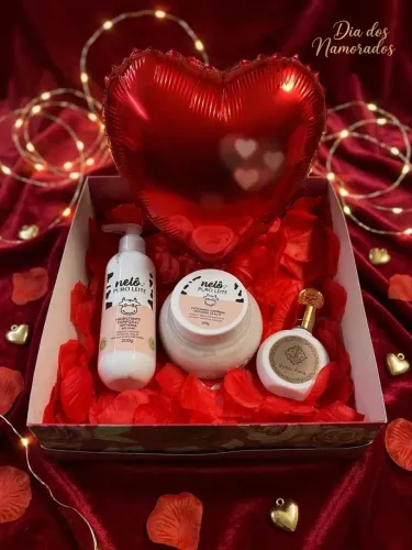 Kit para Presente - Perfume, Hidratante e Esfoliante