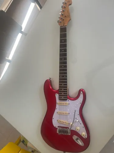 Guitarra Sx customizada
