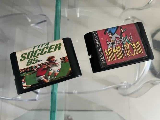 Cartuchos de mega drive , leia o anucio