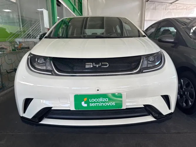 BYD Dolphin EV (Elétrico) 2026