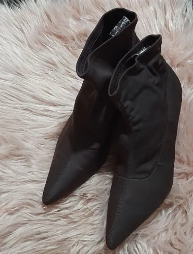 Bota cano curto Predictione