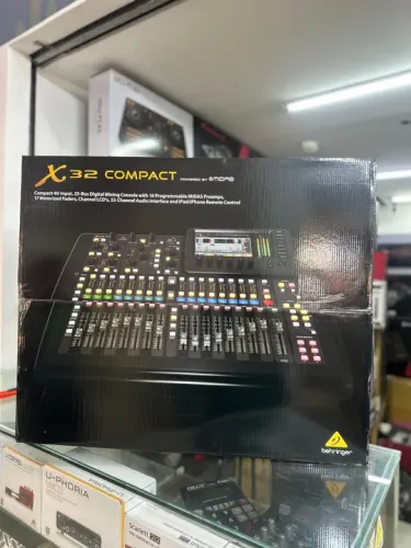 Mesa digital Behringer x32 compact