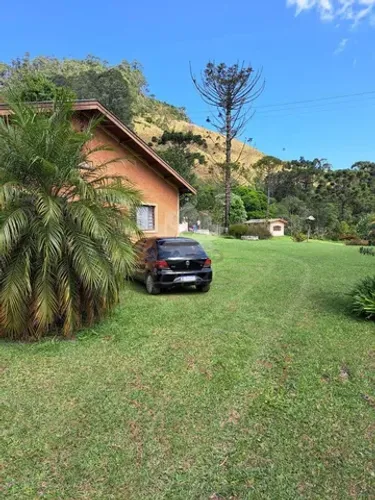 Sítio para alugar em Santo Antônio do Pinhal e venda