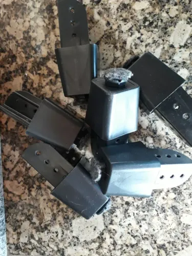 Pezinhos de quarda roupas 