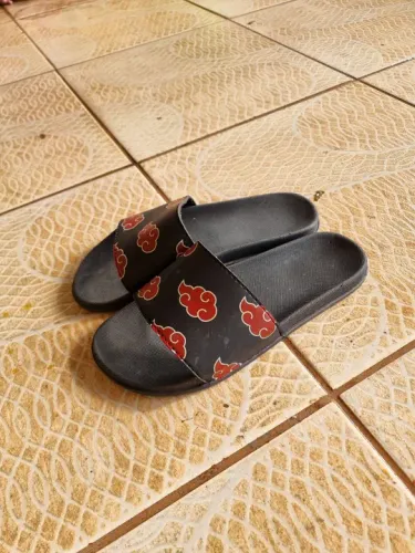 Chinelo / Sandália unissex N° 40/41 em Samambaia Sul